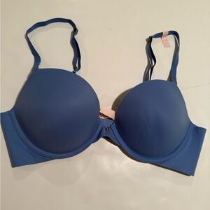 NWT Victoria's Secret Blue Push Up Bra size 36C